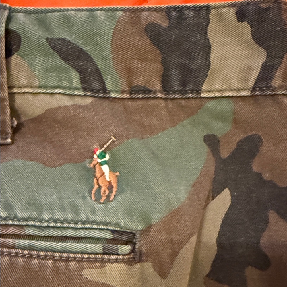 Polo by Ralph Lauren Men's Green Camouflage Shorts - Picture 6 of 16
